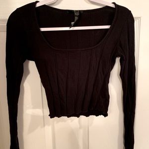Long Sleeve Black Crop Top